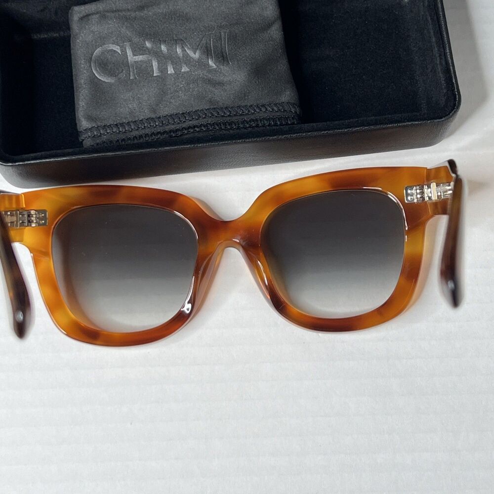 Oversized Square Tortoiseshell Sunglasses - Light Brown